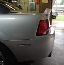 Load image into Gallery viewer, 1999-2004 Mustang Ducktail Spoiler (Beadless Version)
