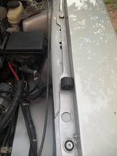 Load image into Gallery viewer, 1986-2004 Mustang Fender Bolt Hardware Kit (Flat Head Bolts)