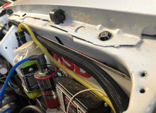 Load image into Gallery viewer, 1986-2004 Mustang Fender Bolt Hardware Kit (Flat Head Bolts)