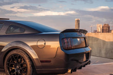Load image into Gallery viewer, 2005-2009 S197 Mustang Rear Ducktail Spoiler (Beadless Version)