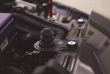 Load image into Gallery viewer, 2005-2014 S197 Mustang Fender Bolt Hardware Kit (Flat Head Bolts)